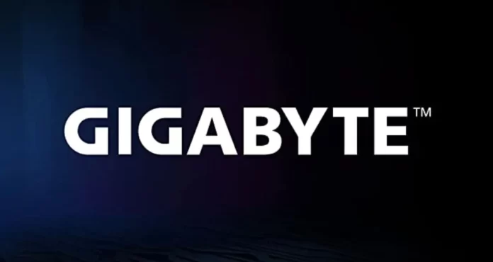 Gigabyte показала SSD на 32 терабайта